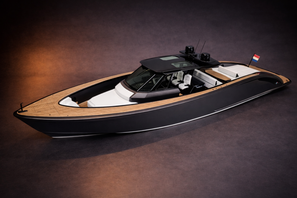 Schaalmodel Wajer 55S – luxe jacht tot in detail